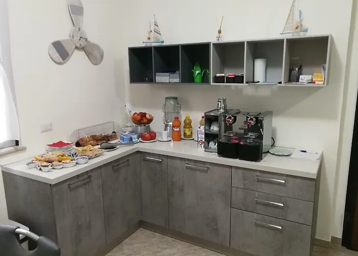 לינה וארוחת בוקר Scilla Resort